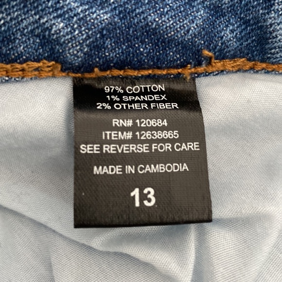 Mom jean shorts, brand new - Picture 4 of 4